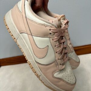 Nike Wmns Dunk Low ‘Orange Pearl’